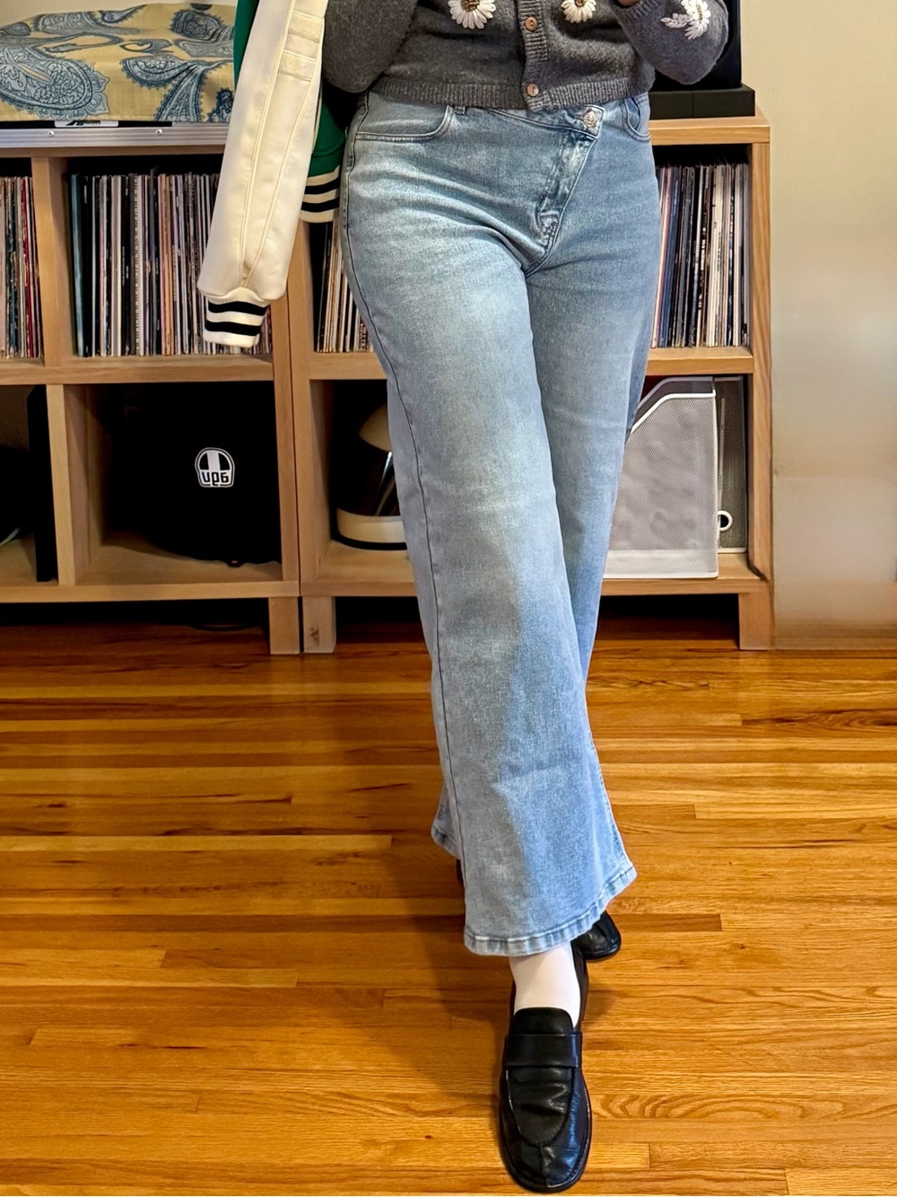 Commense Cross-Button Wide Leg Women’s Jeans - Light Blue
